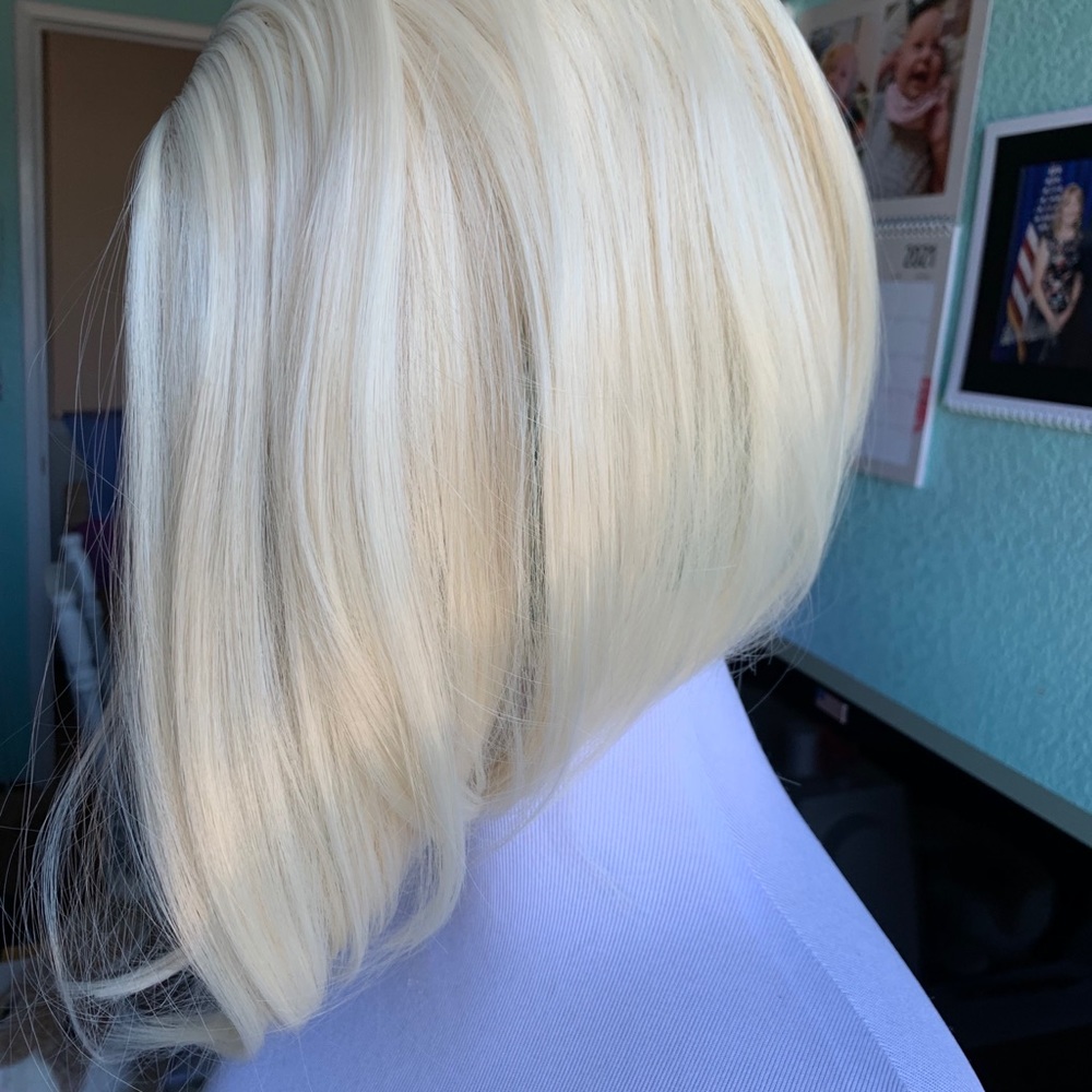Blond shoulder length wig